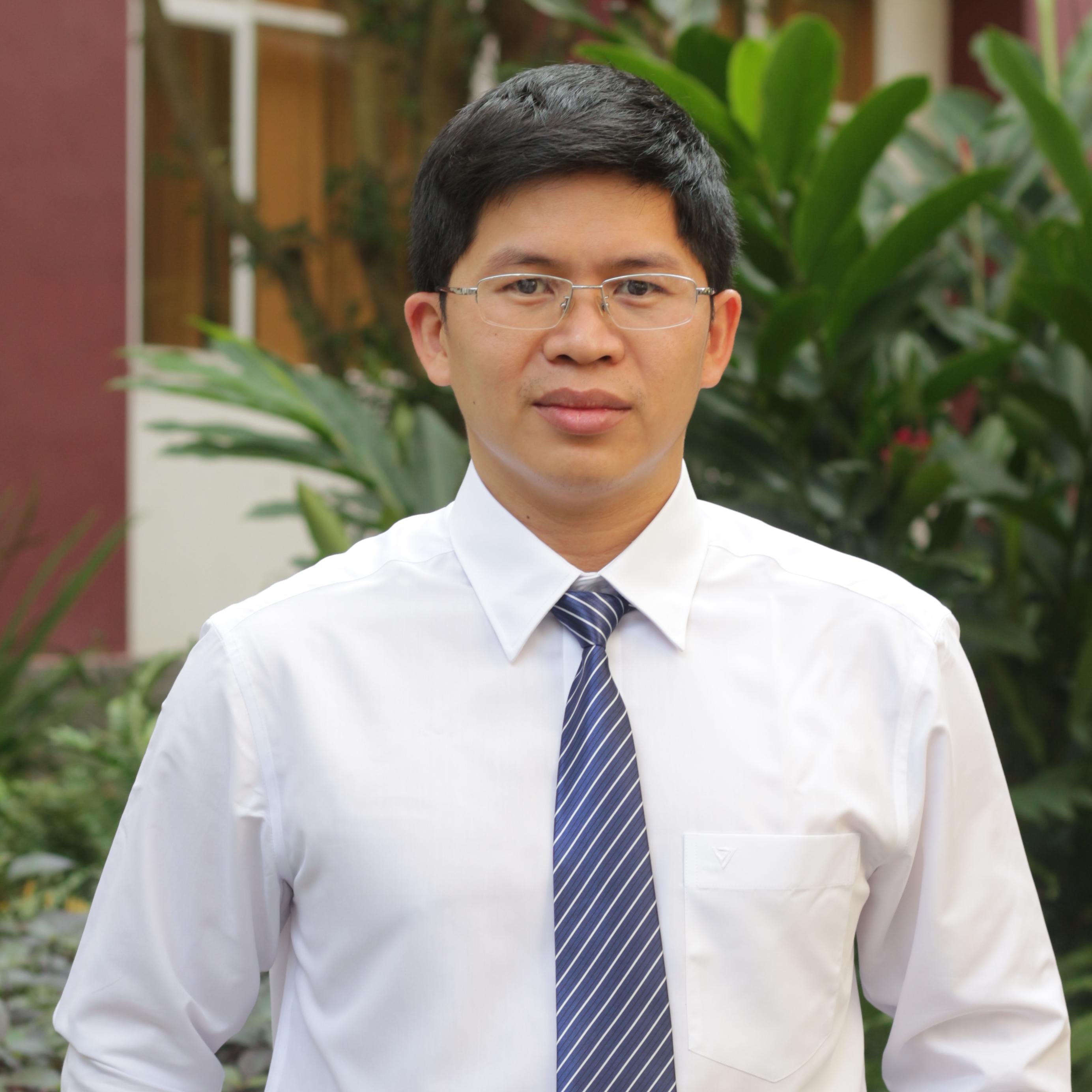 Dr. Tran Thanh Tung